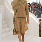 FW24_MKC_LOOK_2x3_54