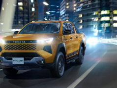 Lanza la nueva Hilux en Japón TOYOTA